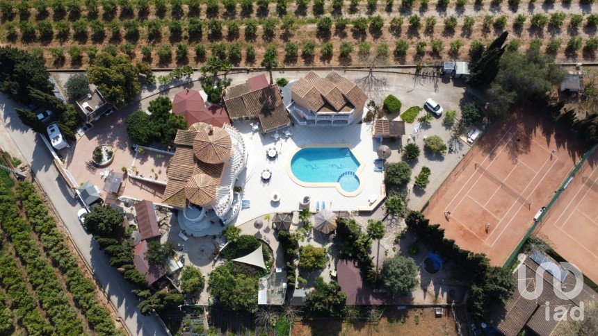 Hotel 3 * de 1.154 m² en Els Poblets (03779)