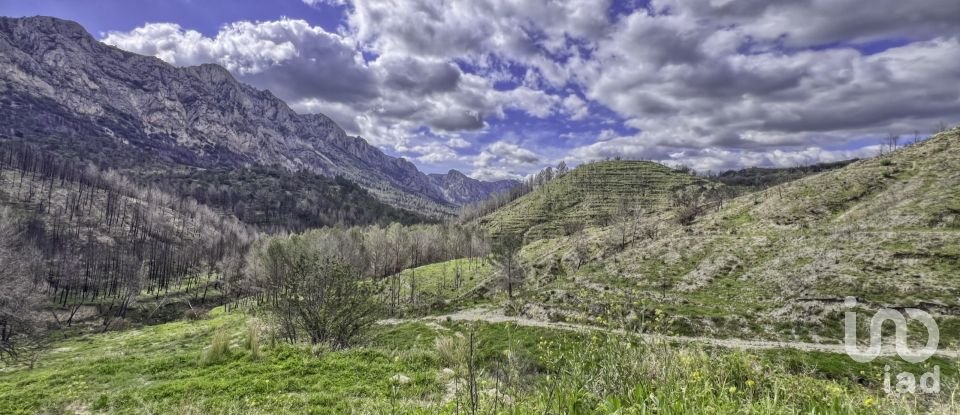 Terreno urbano de 41.000 m² en Tarbena (03518)