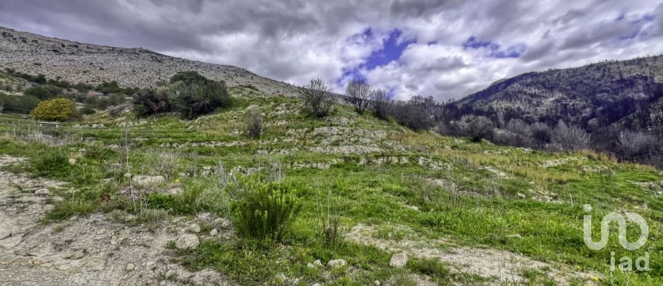 Terreno urbano de 41.000 m² en Tarbena (03518)
