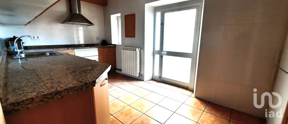 Casa 7 habitaciones de 422 m² en La Ercina (24870)