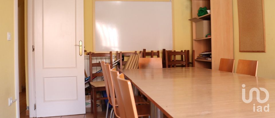 Casa 7 habitaciones de 422 m² en La Ercina (24870)