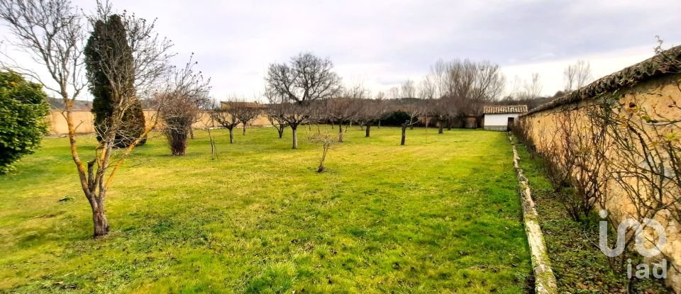 Casa 7 habitaciones de 422 m² en La Ercina (24870)