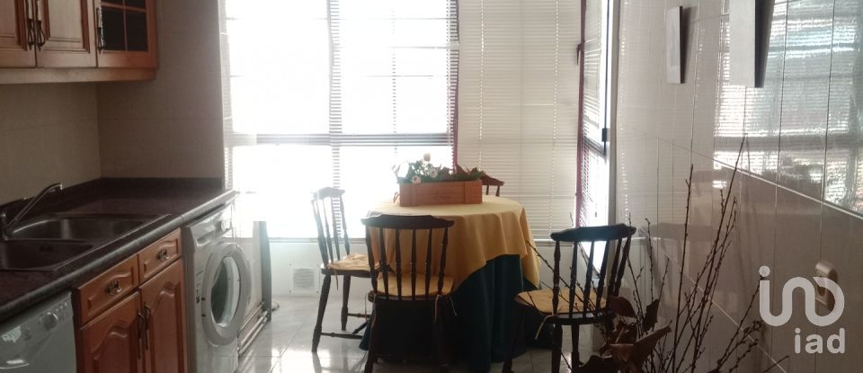 Apartment 3 bedrooms of 130 m² in La Bañeza (24750)