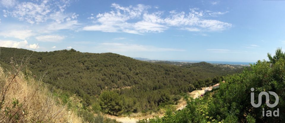 Terreno urbano de 1.801 m² en Cubelles (08880)