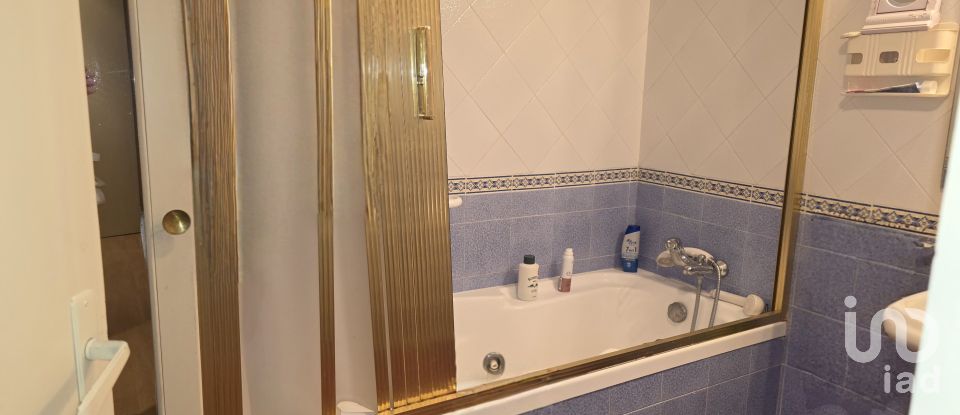 Maison de village 5 chambres de 400 m² à Ager (25691)