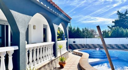 House 4 bedrooms of 200 m² in Vinaros (12500)