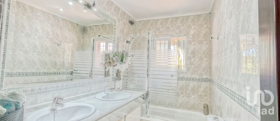 House 4 bedrooms of 317 m² in Elx/Elche (03296)