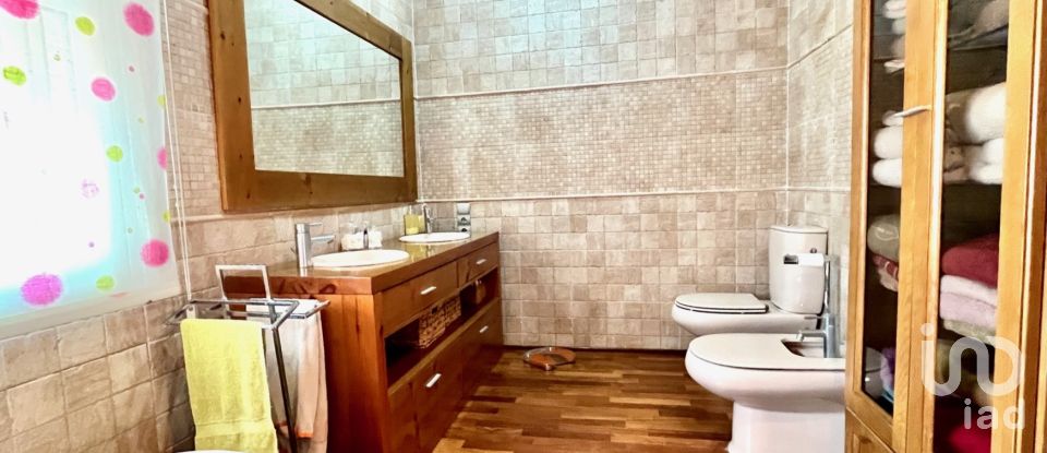 House 4 bedrooms of 185 m² in Peñiscola (12598)