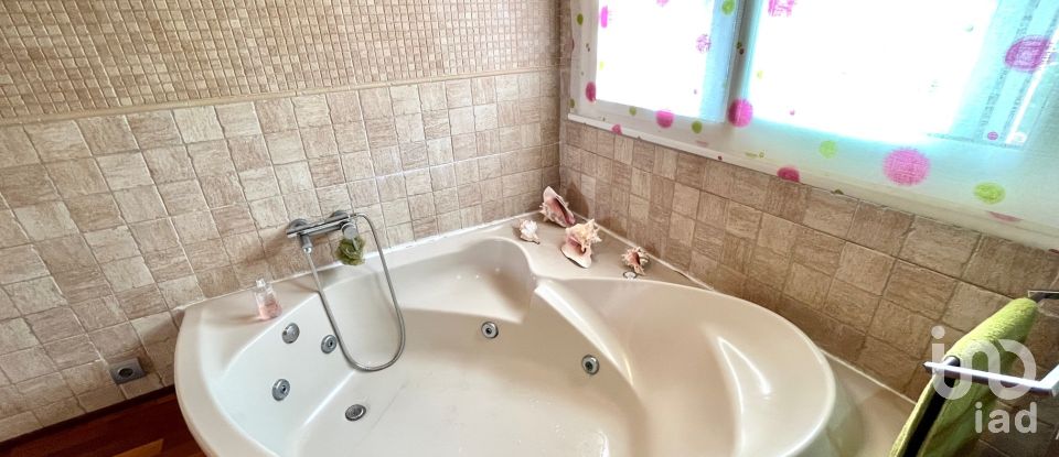 House 4 bedrooms of 185 m² in Peñiscola (12598)