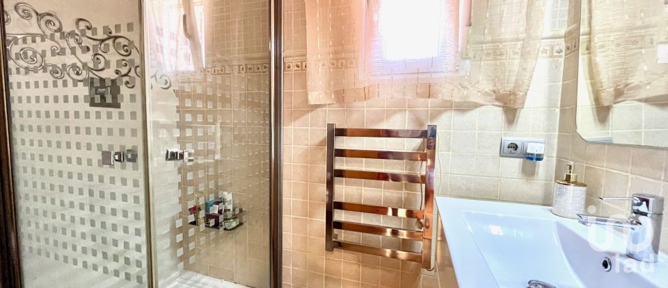 House 4 bedrooms of 185 m² in Peñiscola (12598)