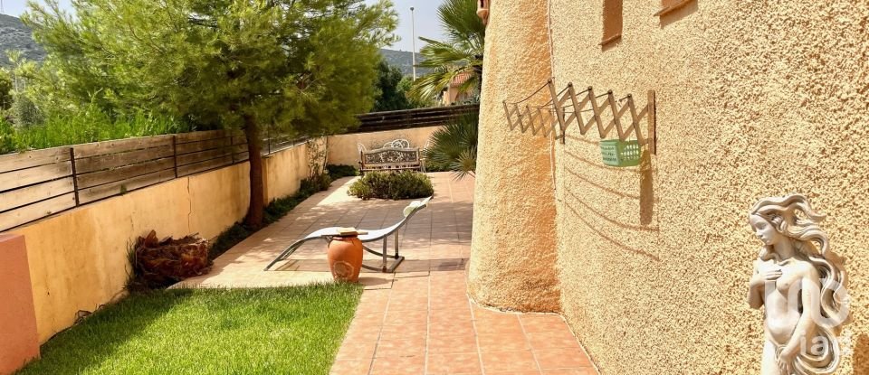 House 4 bedrooms of 185 m² in Peñiscola (12598)