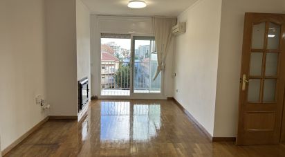 Piso 4 habitaciones de 114 m² en Terrassa (08224)