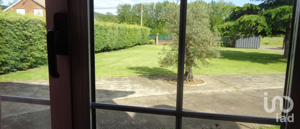 Apartment in house  6 bedrooms of 220 m² in Villaverde de Abajo (24890)