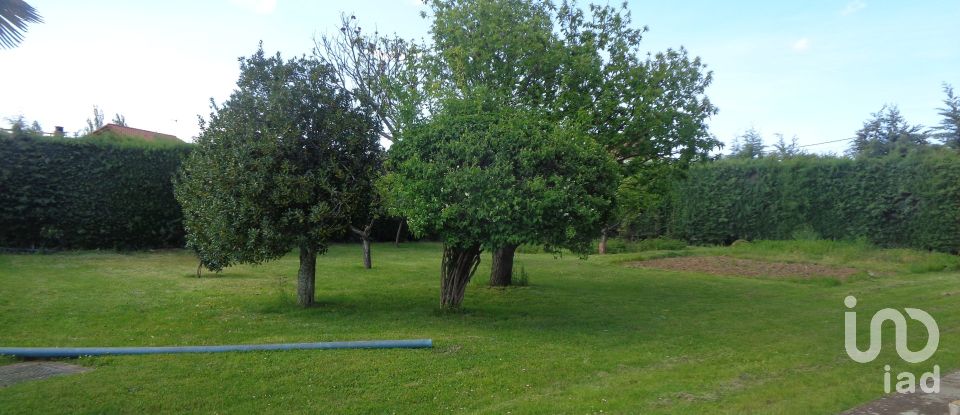 Apartment in house  6 bedrooms of 220 m² in Villaverde de Abajo (24890)