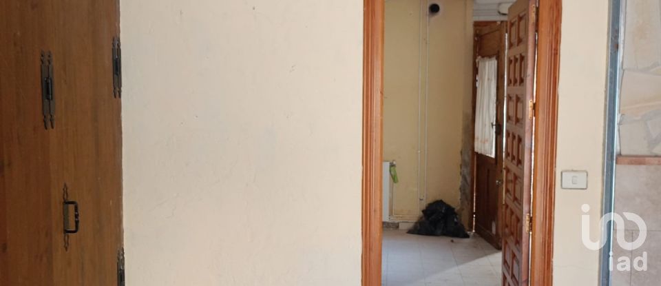 Casa 3 habitaciones de 107 m² en Aviles (30812)