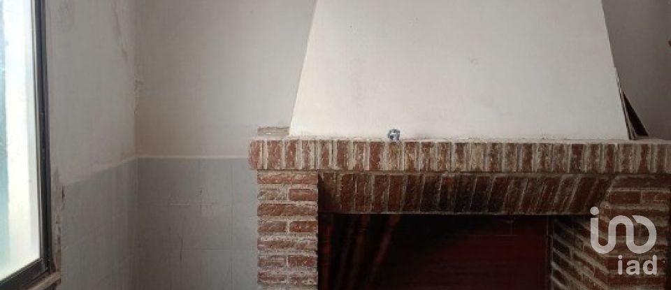 Casa 3 habitaciones de 107 m² en Aviles (30812)