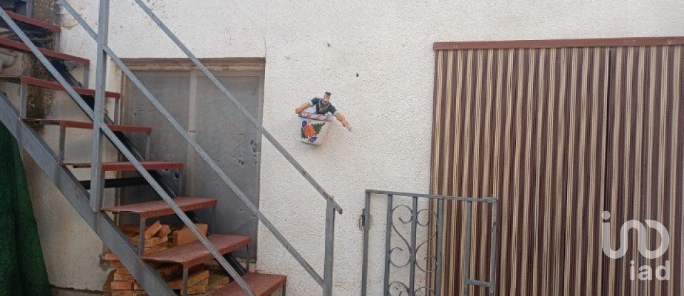 Casa 3 habitaciones de 107 m² en Aviles (30812)