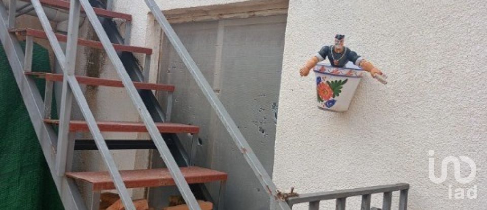 Casa 3 habitaciones de 107 m² en Aviles (30812)