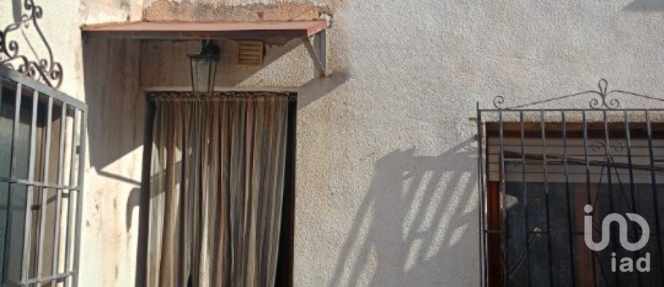 Casa 3 habitaciones de 107 m² en Aviles (30812)