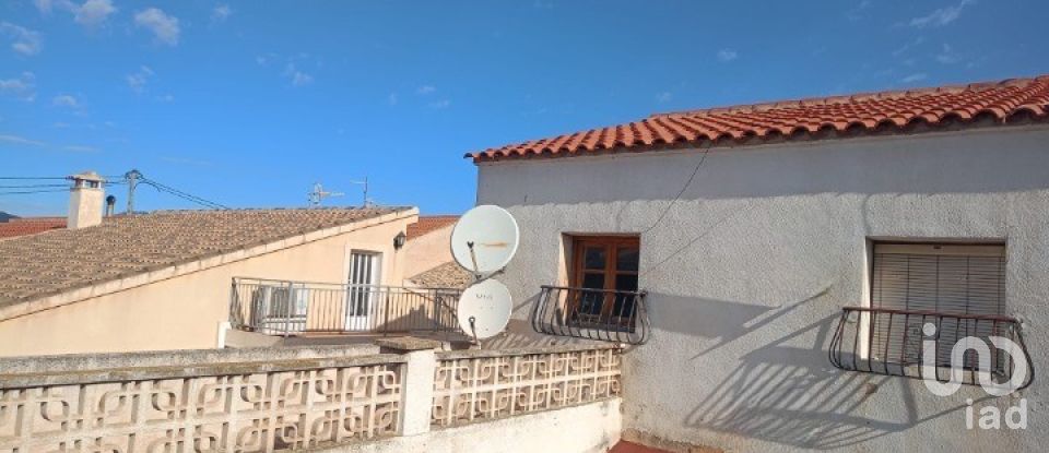 Casa 3 habitaciones de 107 m² en Aviles (30812)