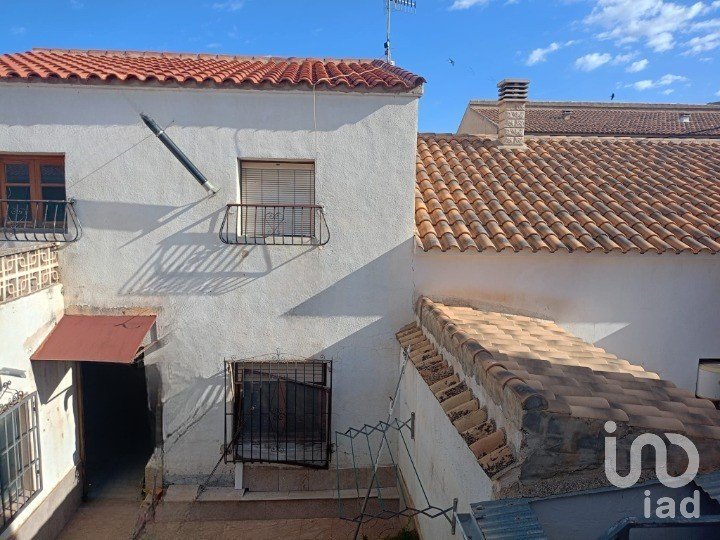 Casa 3 habitaciones de 107 m² en Aviles (30812)