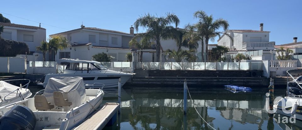 House 3 bedrooms of 166 m² in Empuriabrava (17487)