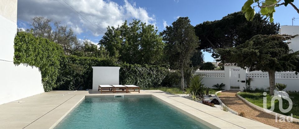 House 3 bedrooms of 166 m² in Empuriabrava (17487)