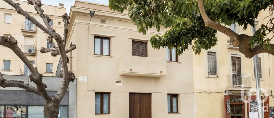 Casa 2 habitacions de 118 m² a Barcelona (08003)