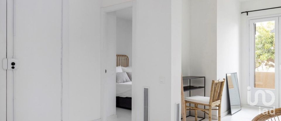 Casa 2 habitacions de 118 m² a Barcelona (08003)