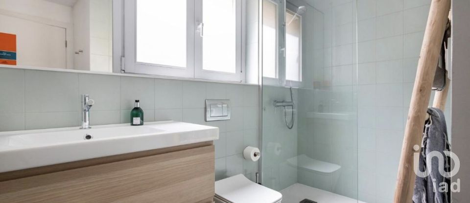 Casa 2 habitacions de 118 m² a Barcelona (08003)