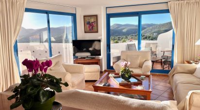 Penthouse 4 bedrooms of 197 m² in Peñiscola (12598)