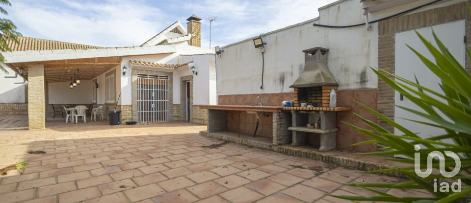 Casa 5 habitaciones de 194 m² en Carmona (41410)