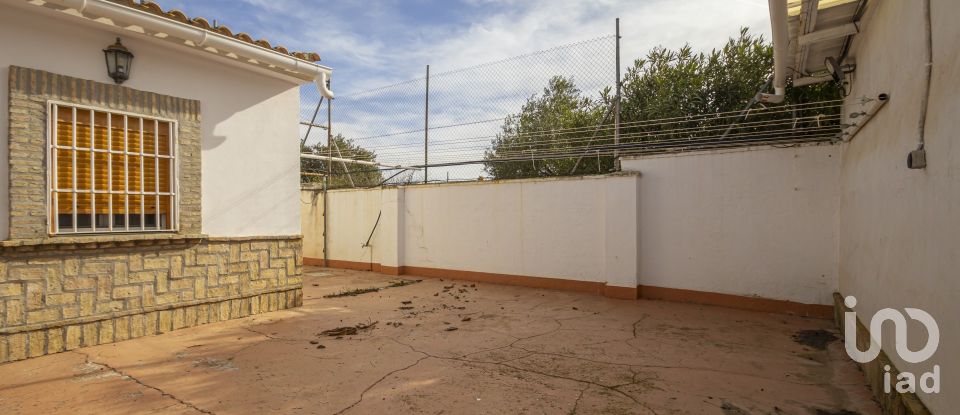 Casa 5 habitaciones de 194 m² en Carmona (41410)