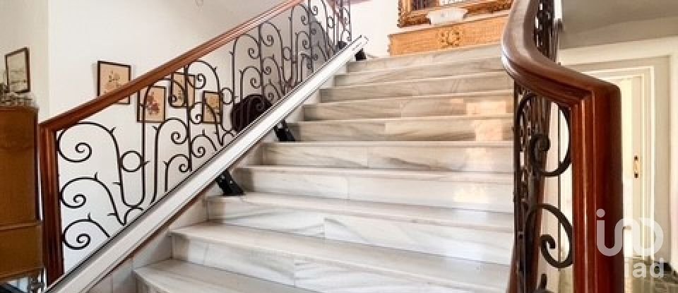 Casa 6 habitaciones de 430 m² en Málaga (29014)