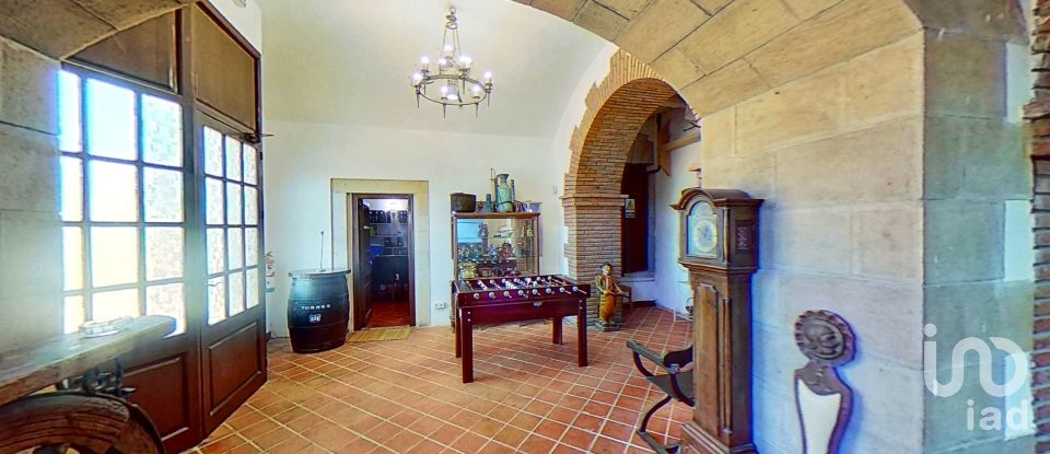 Masia 13 habitaciones de 1.016 m² en Bigues (08415)