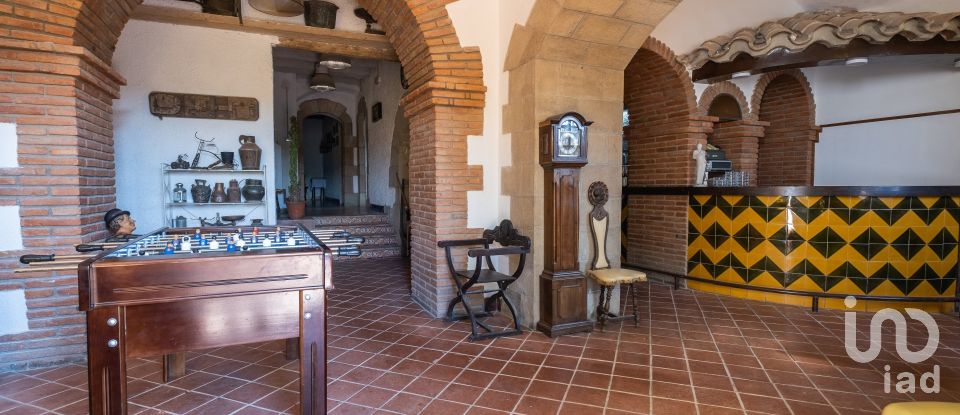 Masia 13 habitaciones de 1.016 m² en Bigues (08415)