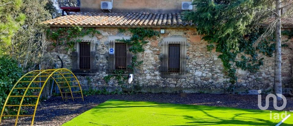 Masia 13 habitaciones de 1.016 m² en Bigues (08415)