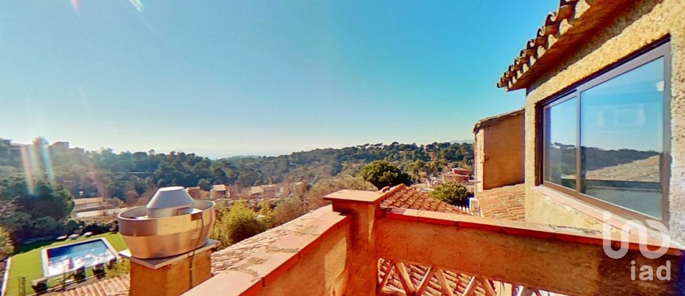 Masia 13 habitaciones de 1.016 m² en Bigues (08415)