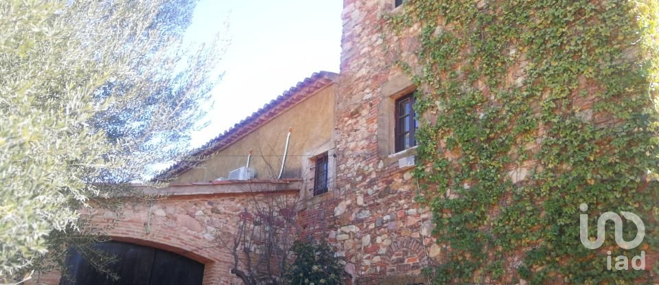 Masia 13 habitaciones de 1.016 m² en Bigues (08415)