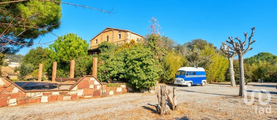 Masia 13 habitaciones de 1.016 m² en Bigues (08415)