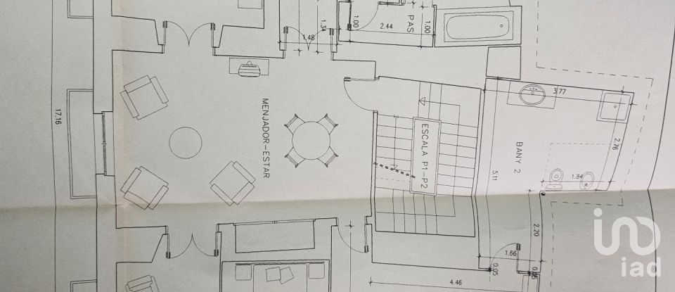 Maison de village 6 chambres de 520 m² à Montblanc (43400)