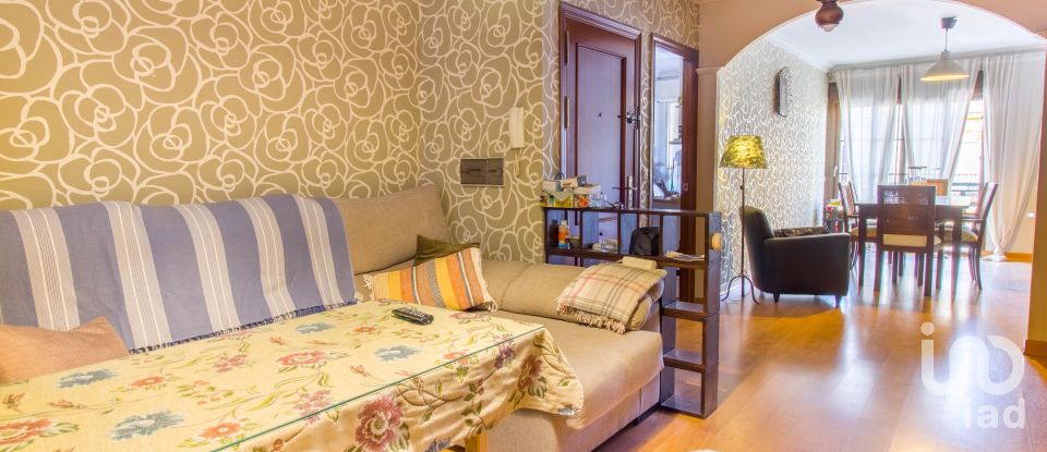 Appartement 4 chambres de 133 m² à Isla Cristina (21410)