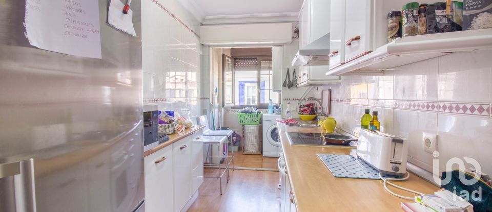 Appartement 4 chambres de 133 m² à Isla Cristina (21410)