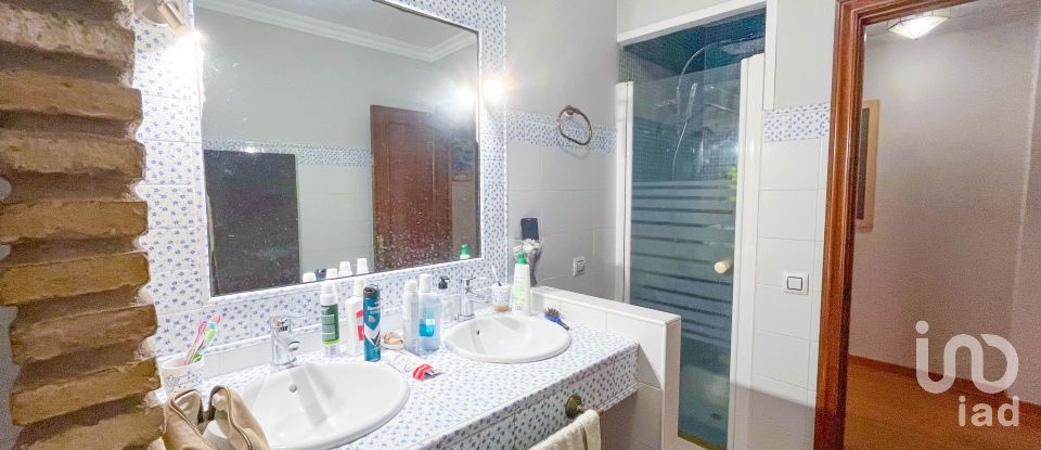 Appartement 4 chambres de 133 m² à Isla Cristina (21410)