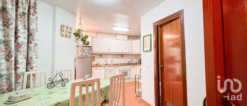 Pis 4 habitacions de 115 m² a Málaga (29002)