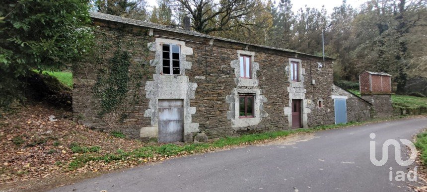 Casa 4 habitaciones de 212 m² en Abadín (27730)