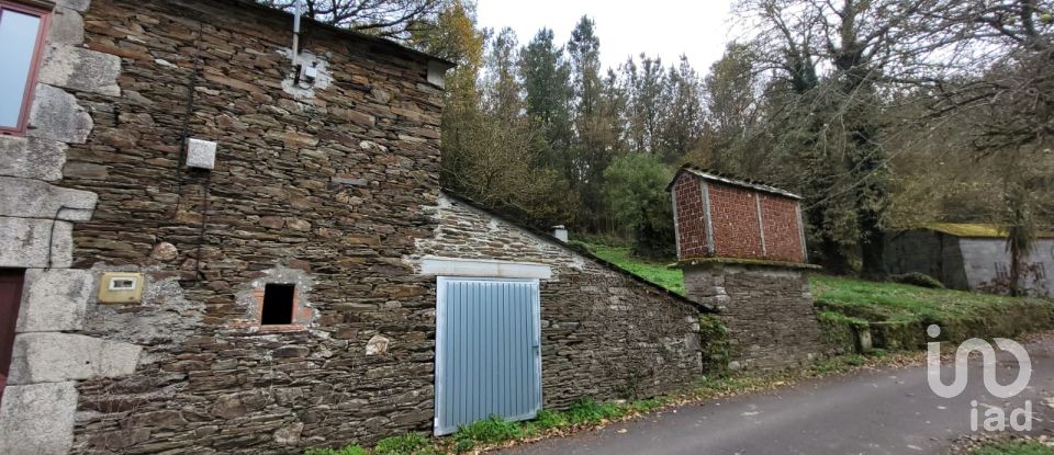 Casa 4 habitaciones de 212 m² en Abadín (27730)