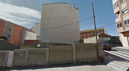 Land of 400 m² in León (24008)