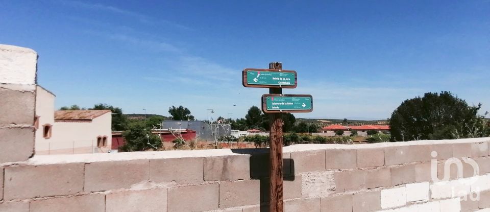 Terrain à bâtir de 2 048 m² à Belvís de la Jara (45660)