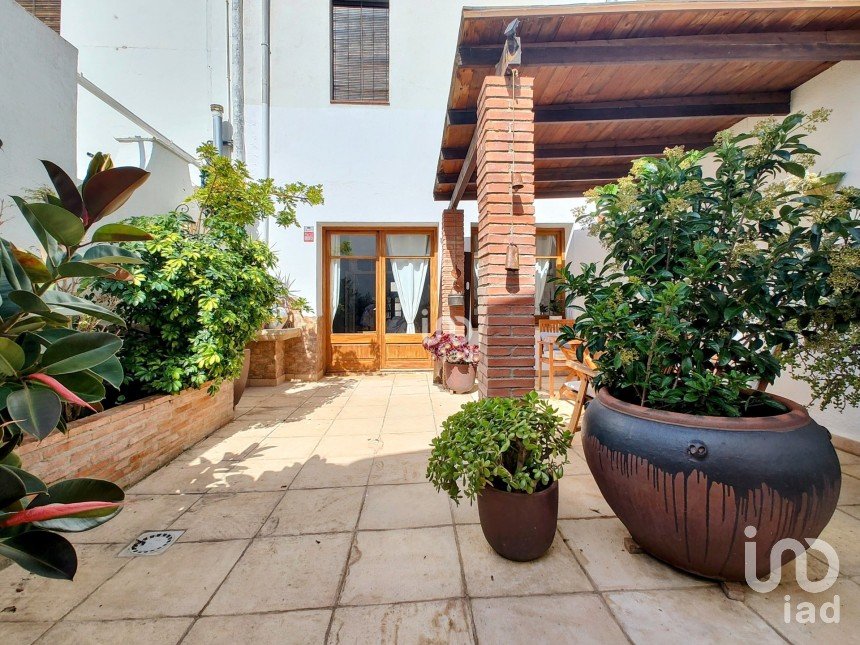 Village house 3 bedrooms of 195 m² in Canet de Mar (08360)